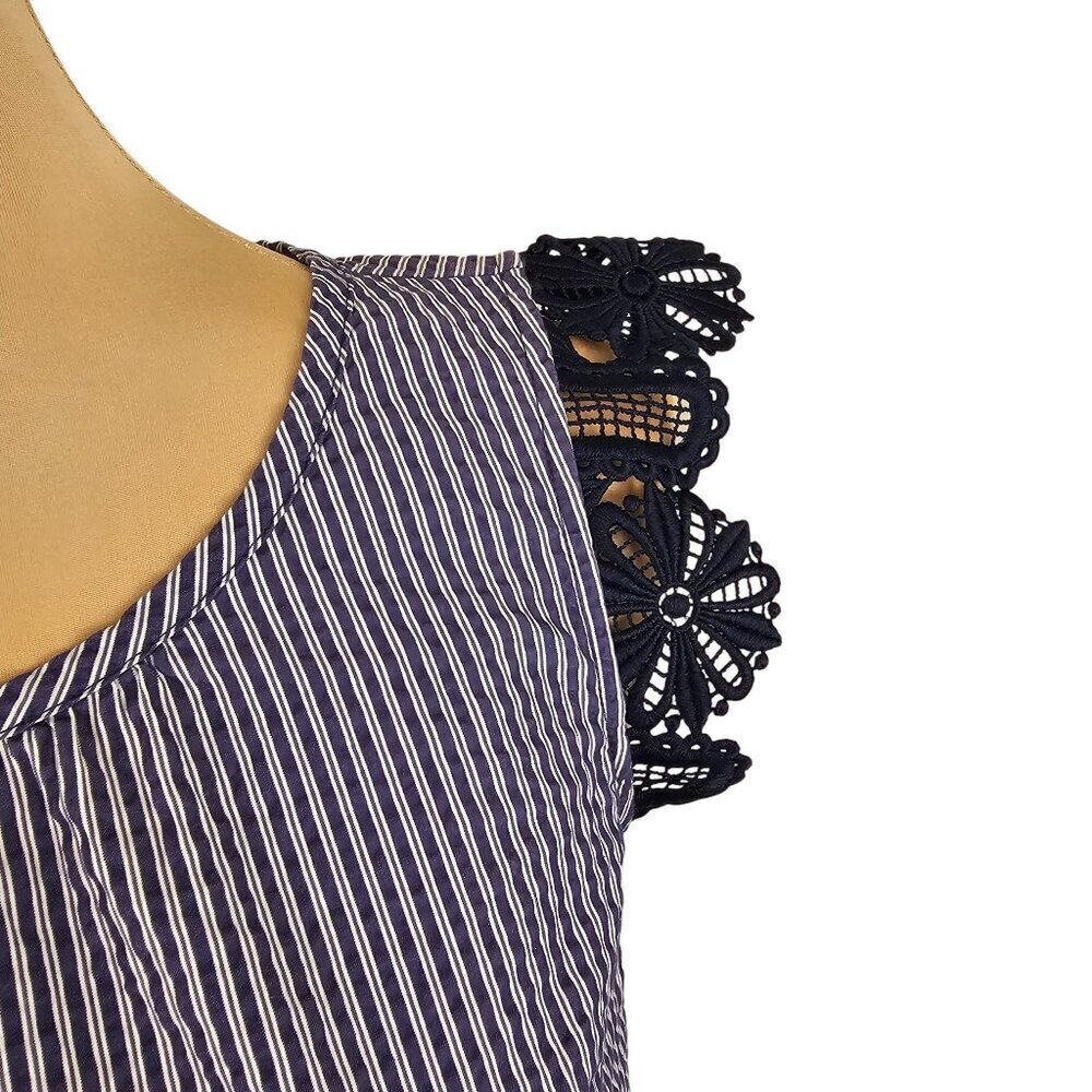 Cabi Navy Blue and White Striped Blouse With Frilly Lace Flutter Shoulders Sz XS - Picture 2 of 8